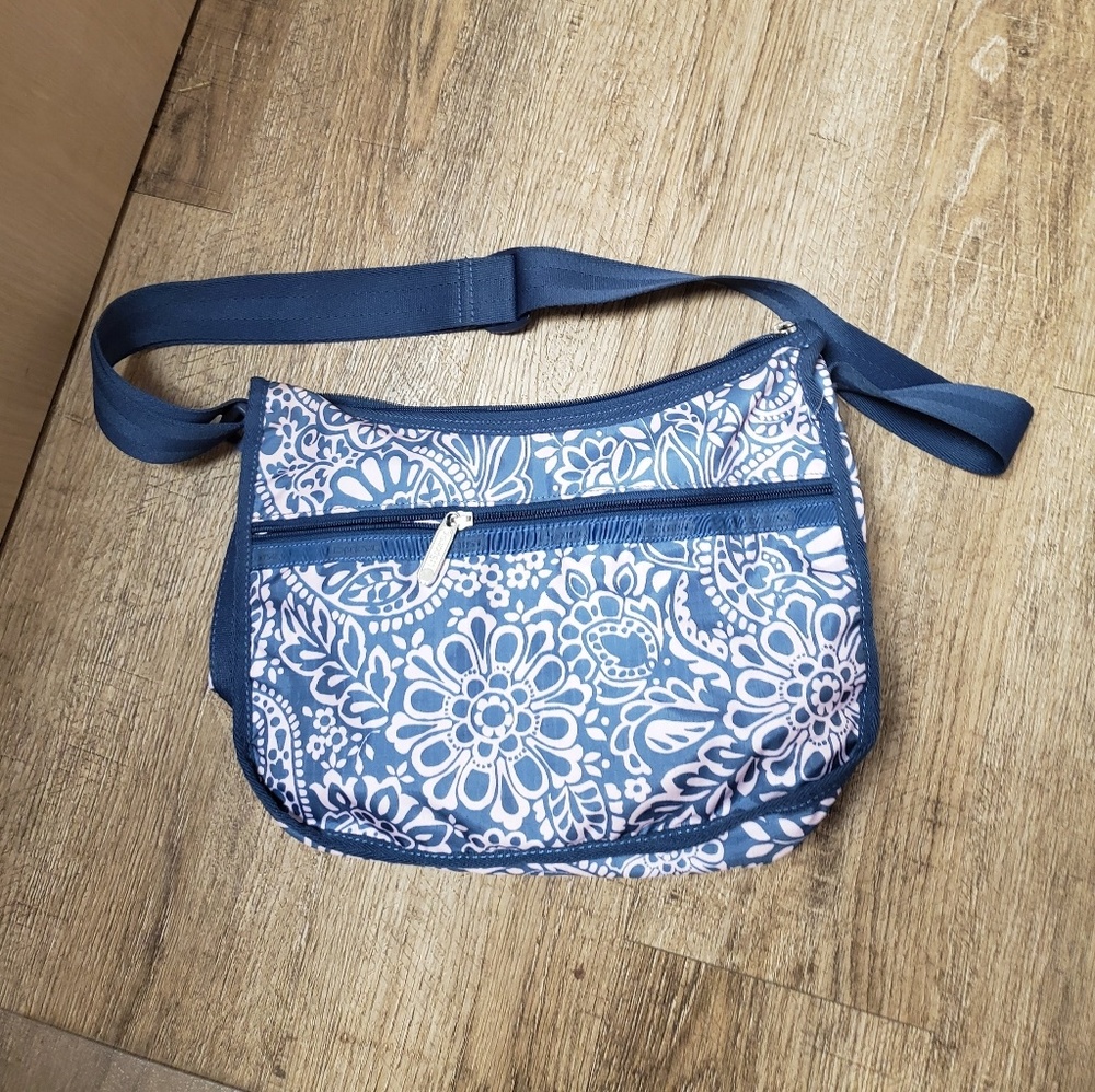 Lesportsac crossbody  blue/white